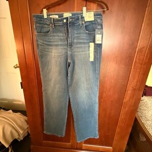 Universal Thread Denim Blue Straight Jeans
